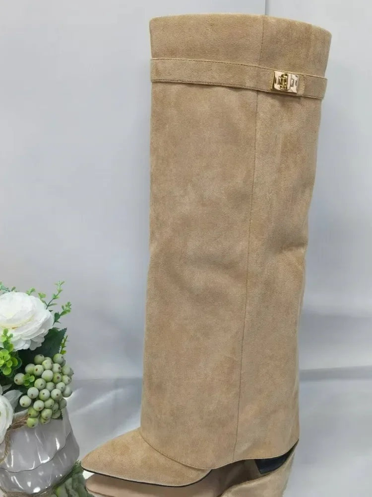 Bota Elvira