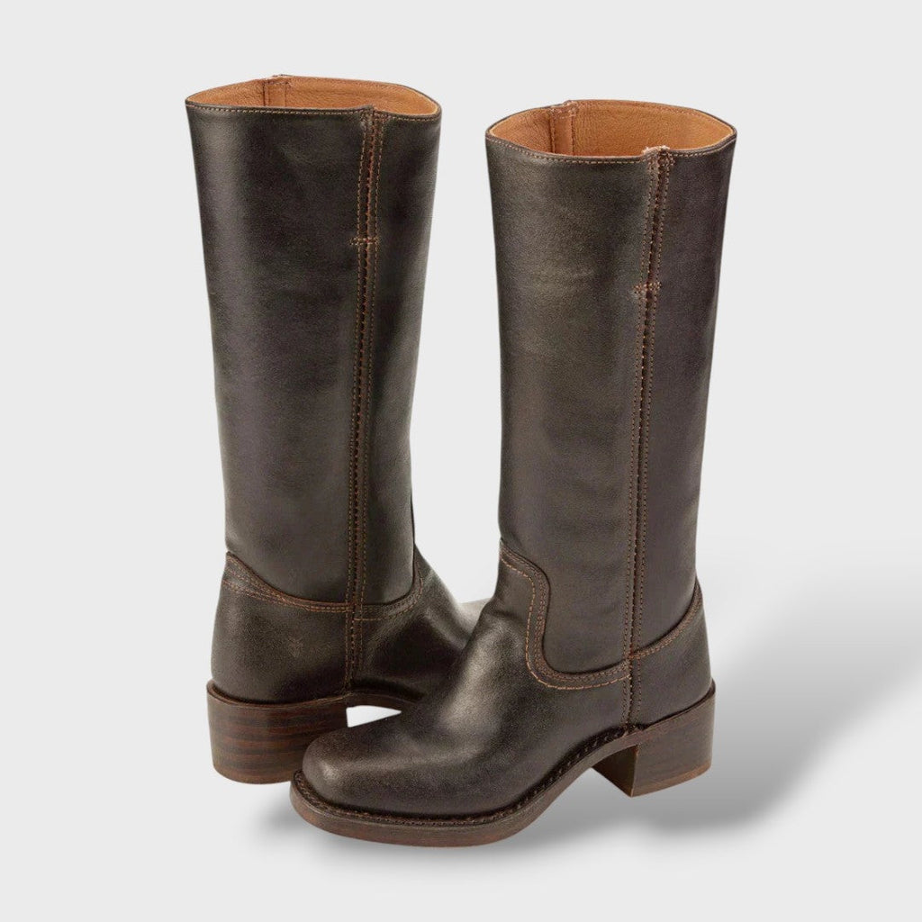 Bota Lola